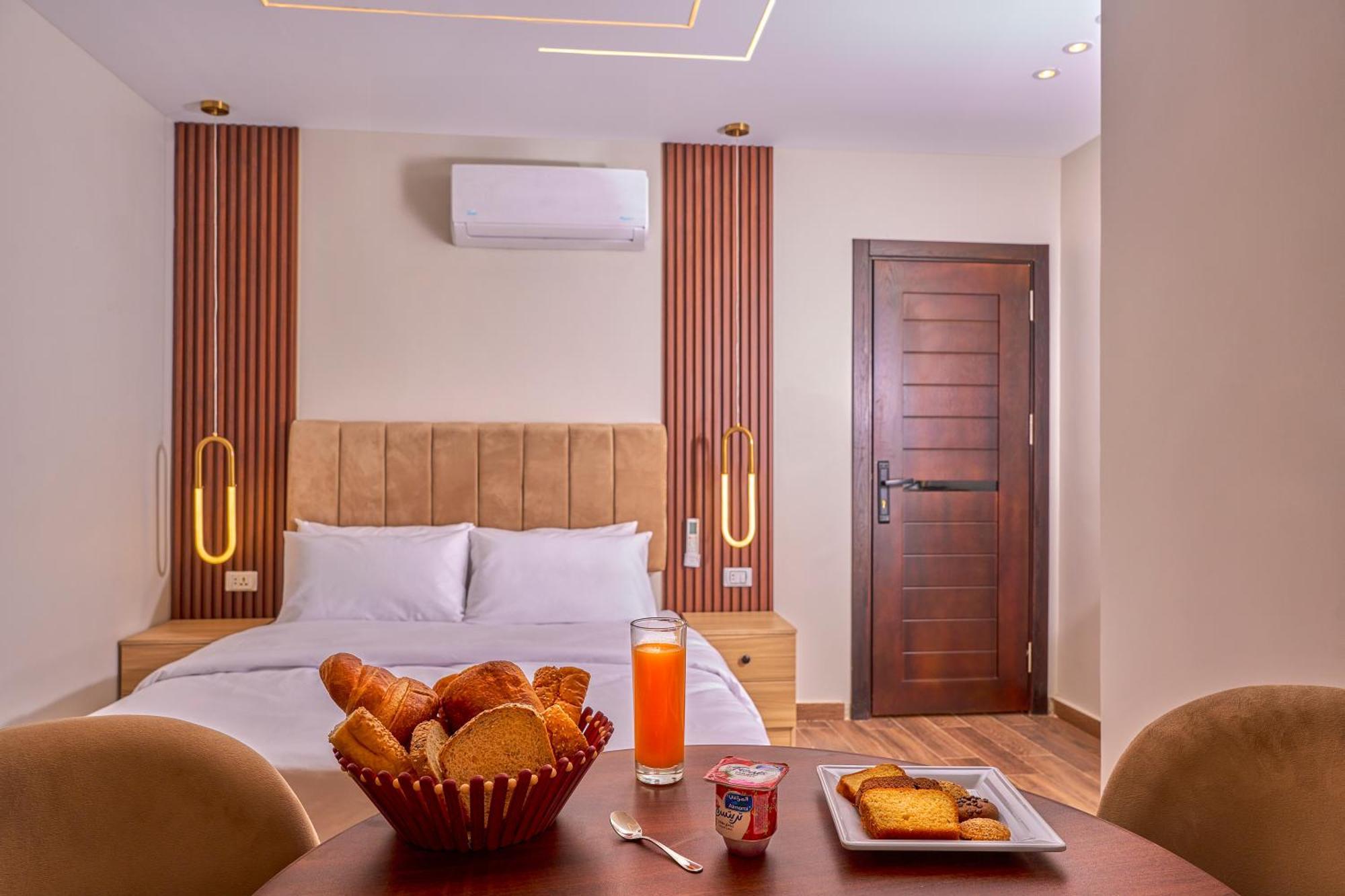 הוסטל Nazlet el-Sîsi Rotana Pyramids View מראה חיצוני תמונה