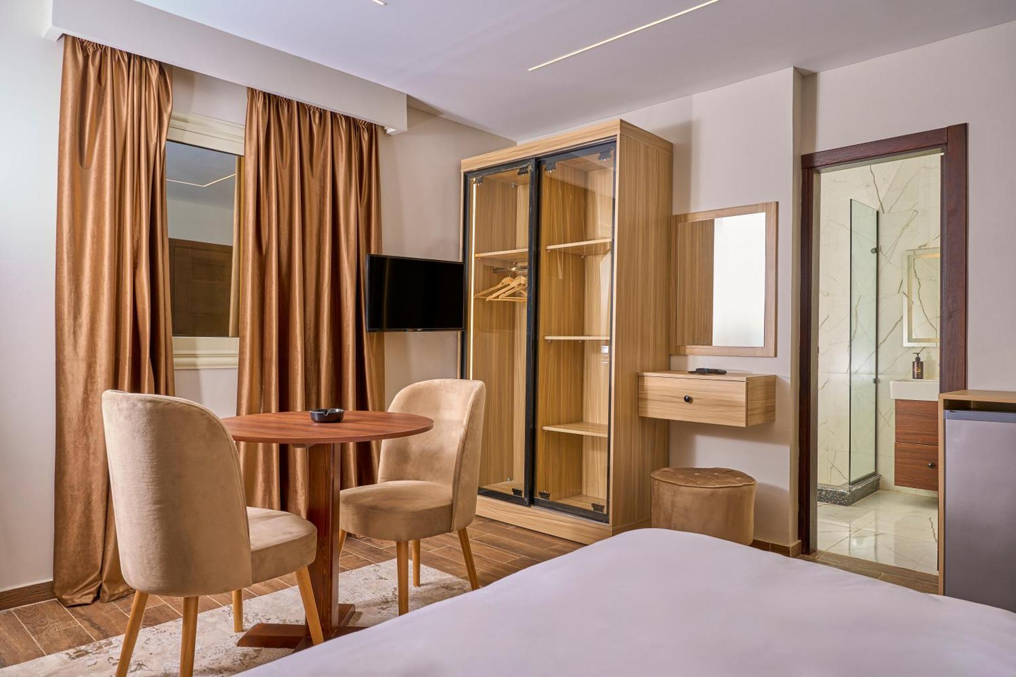 הוסטל Nazlet el-Sîsi Rotana Pyramids View מראה חיצוני תמונה