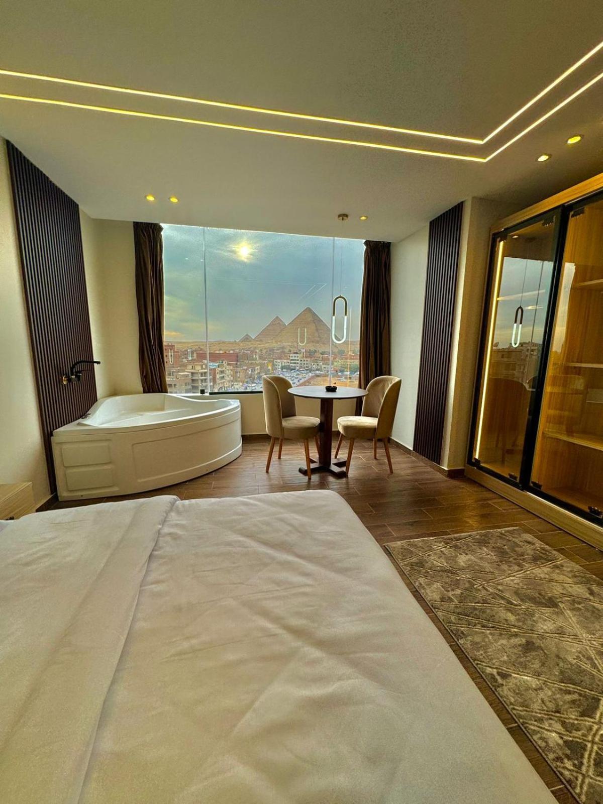 הוסטל Nazlet el-Sîsi Rotana Pyramids View מראה חיצוני תמונה