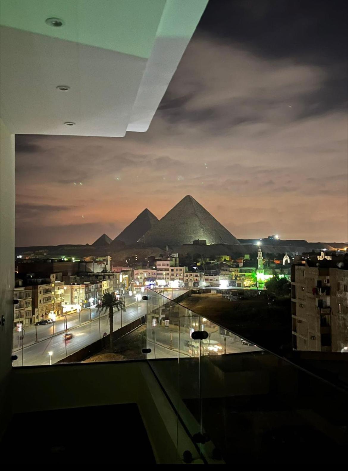 הוסטל Nazlet el-Sîsi Rotana Pyramids View מראה חיצוני תמונה