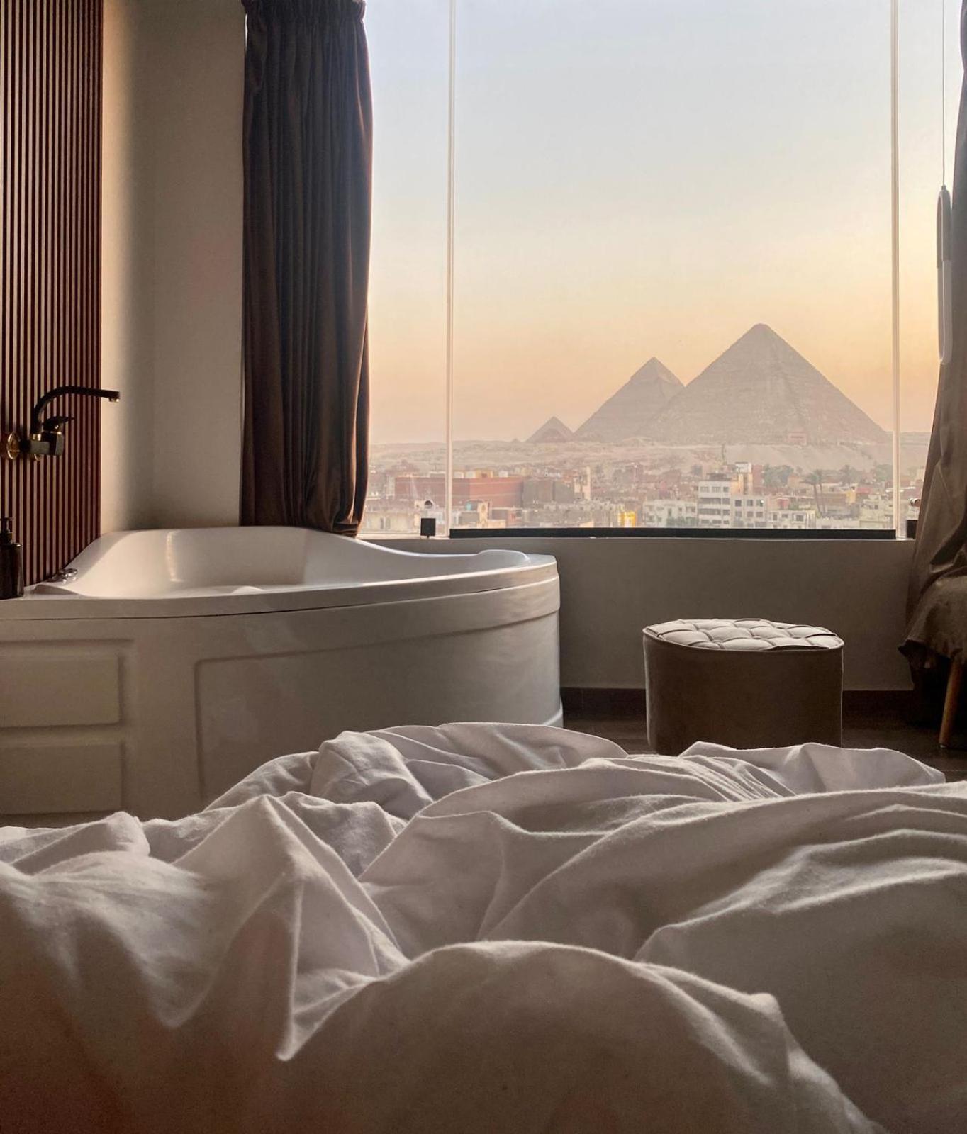 הוסטל Nazlet el-Sîsi Rotana Pyramids View מראה חיצוני תמונה